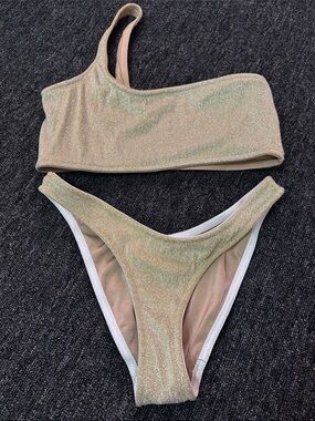 Sparkling One-Shoulder Bikini Set - Iridescent Gold XL top M bottoms